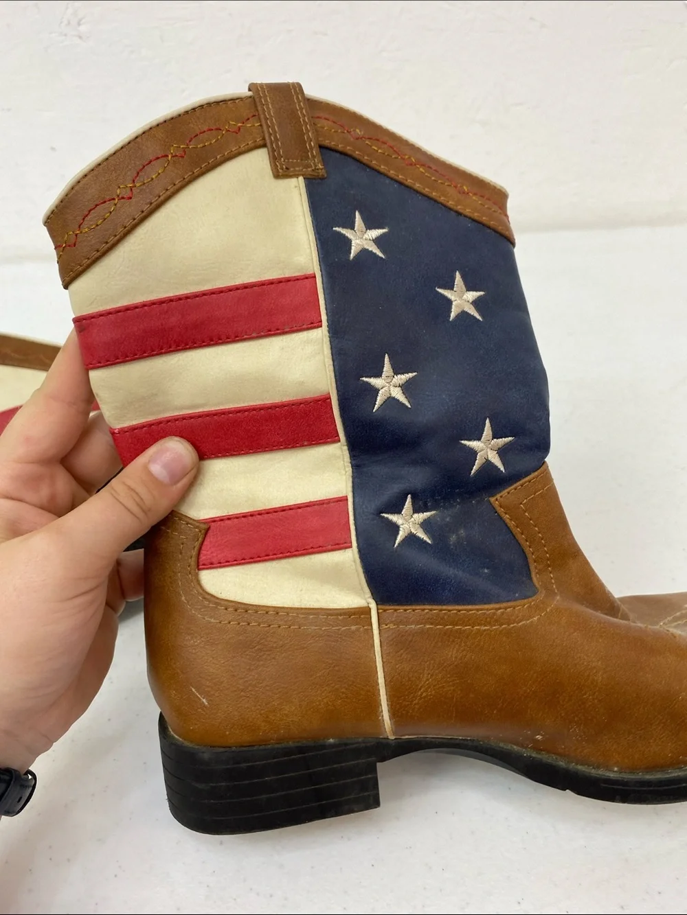 American Flag Western Cowboy Boots - Red, White & Blue boys size 6